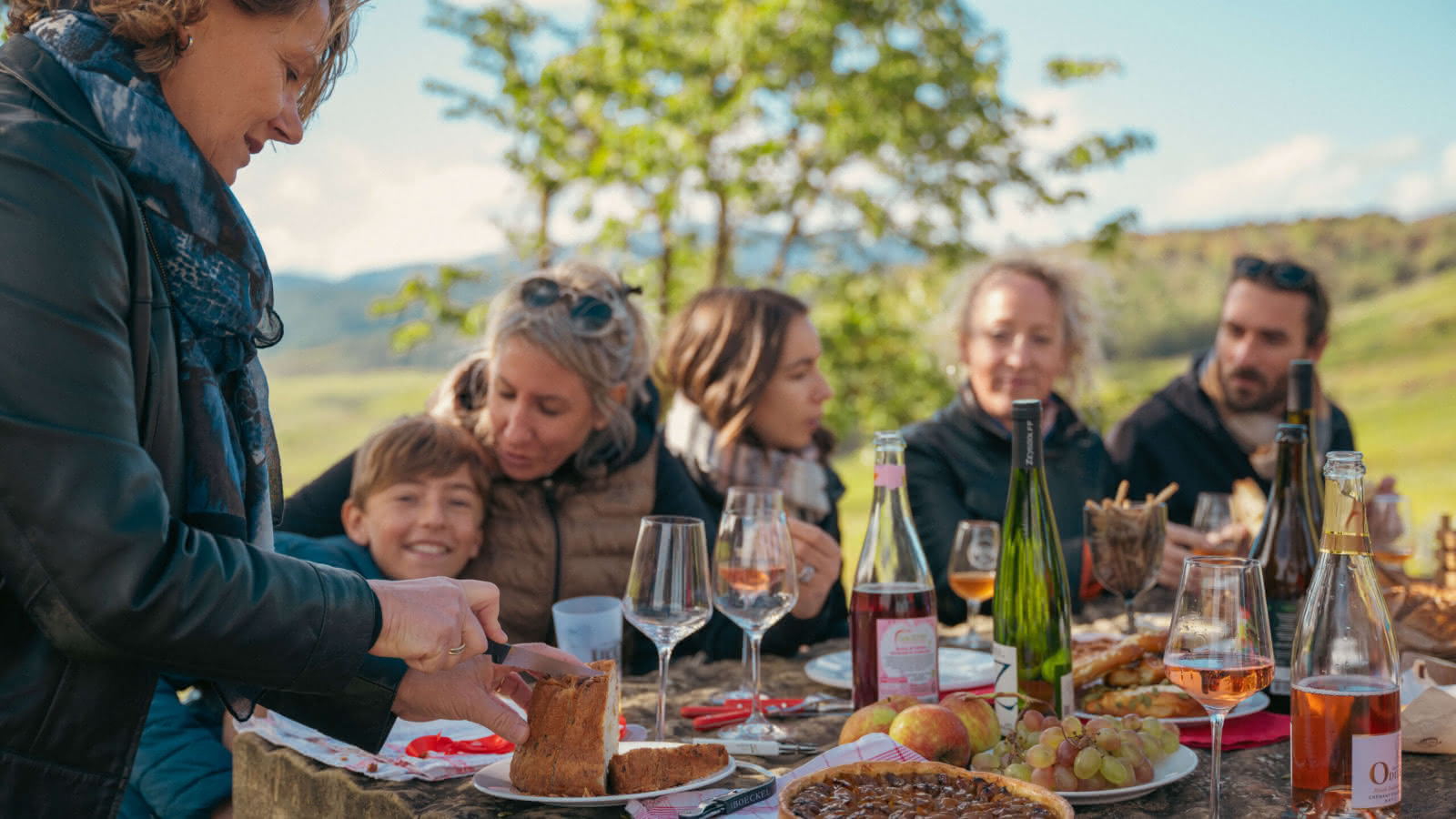 Au coeur du vignoble alsacien, célébrer l'automne et les vendanges, partager un moment convivial avec les vignerons alsaciens lors d'un pique-nique avec des produits locaux de saison et spécialités alsaciennes