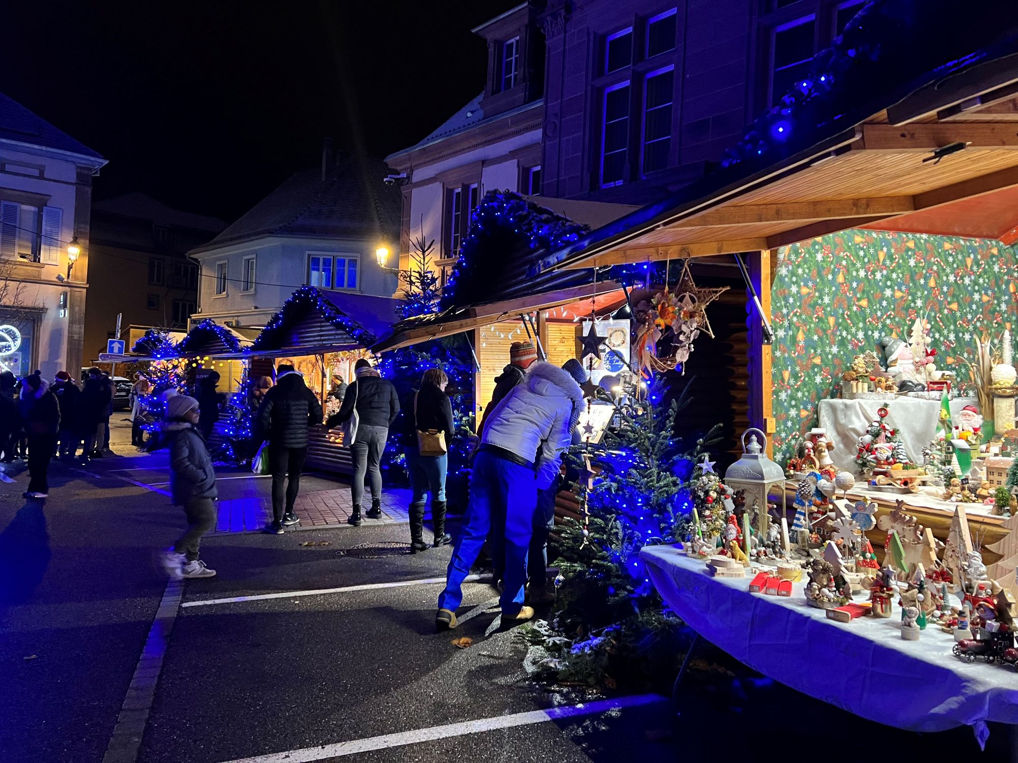 Noël Bleu 2024 - Marché de Noël Place St Léger